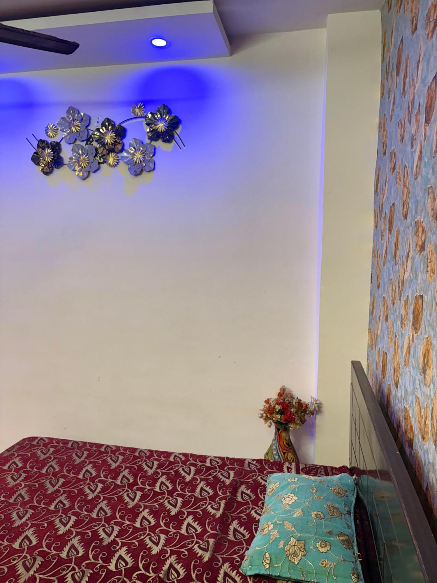 Private In Apartment New Delhi